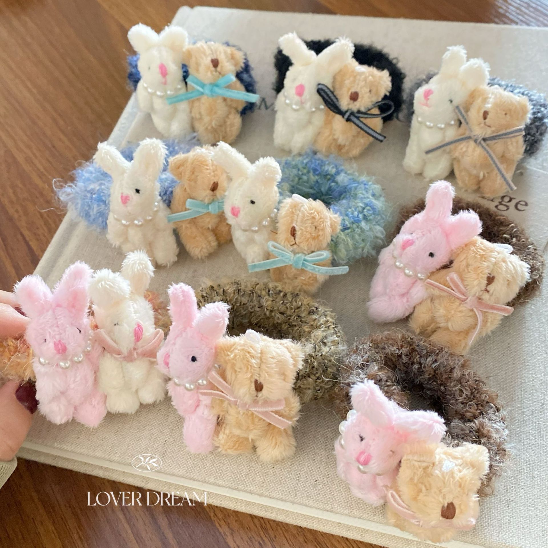 雑貨★髪飾り　ヘアバンド　ヘアゴム★アクセサリー★8色