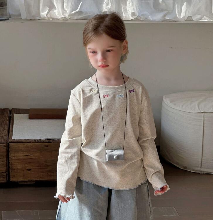 2025春新作HLL★子供服　トップス★90cm〜140cm