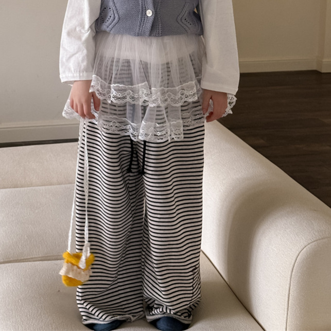 2025新入荷★子供服　ズボン★100cm〜160cm