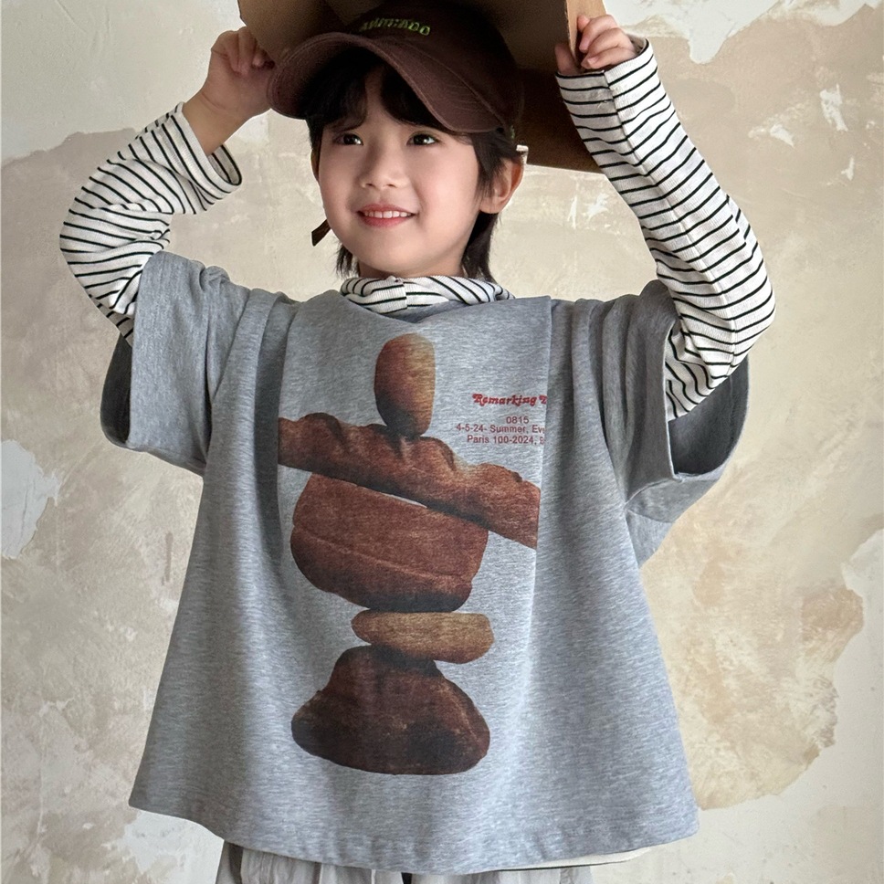 2025新作★子供服　トップス★100cm〜160cm 2色