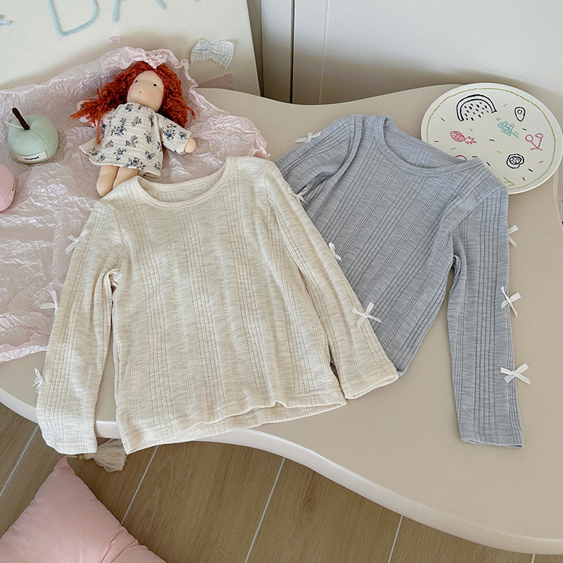 2025新作★子供服　トップス★90cm〜150cm 2色