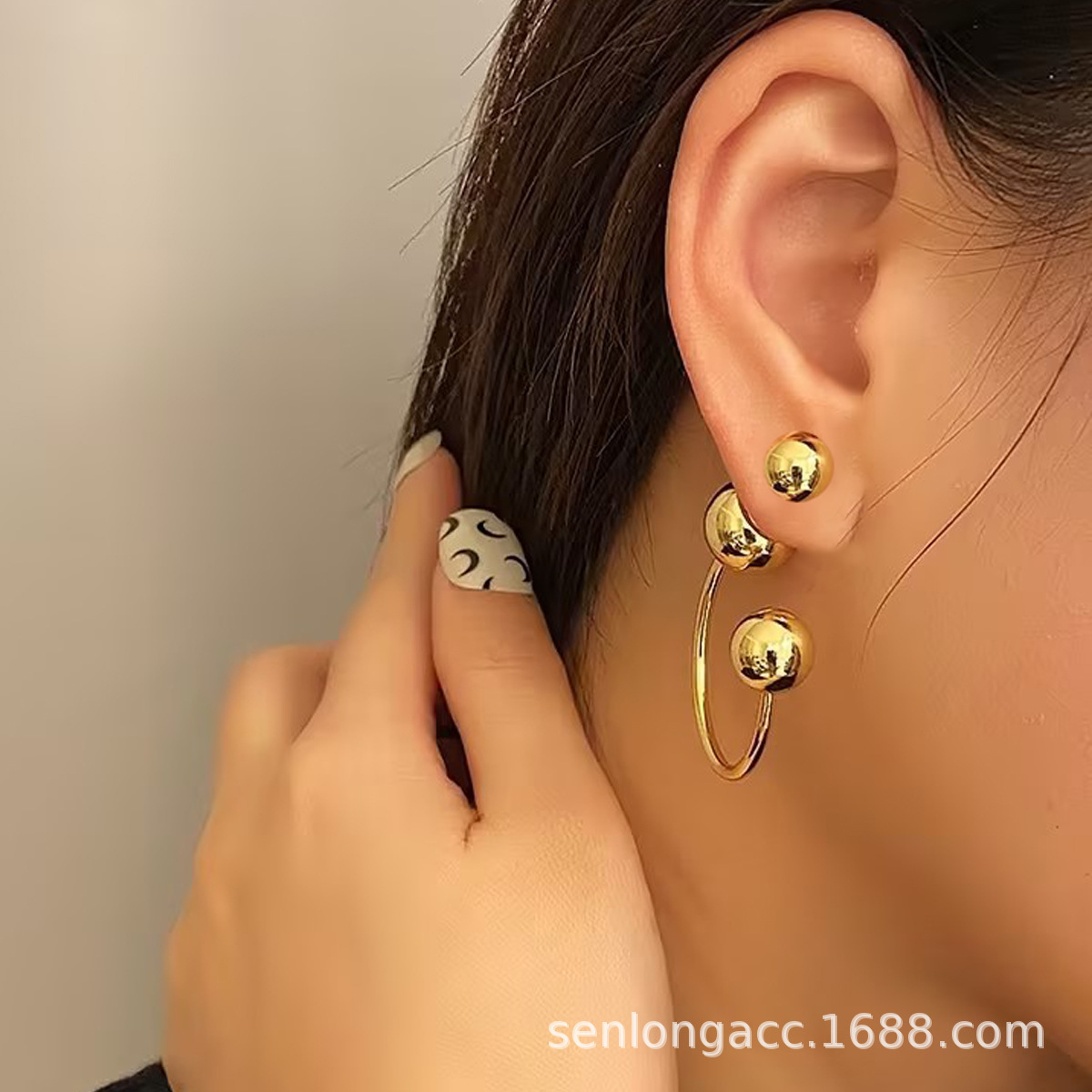 2025★ピアス★ファッション★耳飾り★ 2色