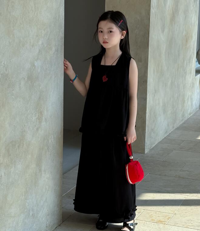 2025新品★子供服　セットアップ★100cm〜160cm 2色