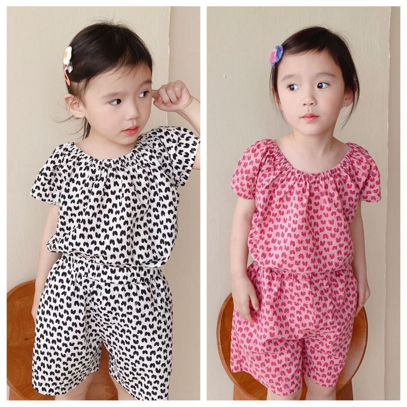 「2025」子供服★トップス+ズボン★セットアップ★韓国風子供服★2色80cm〜130cm