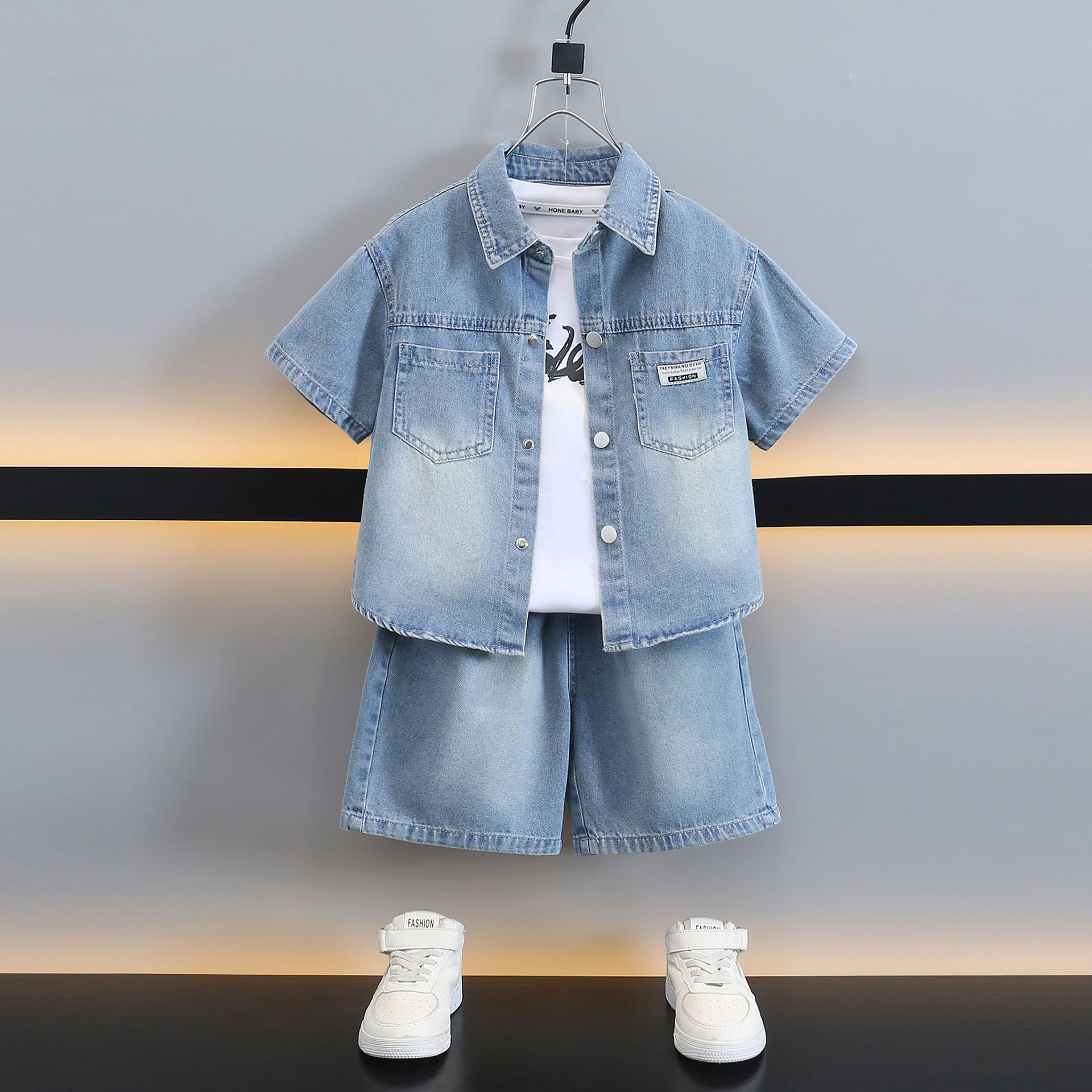 2025新品★子供服　3点セットアップ★90cm〜150cm