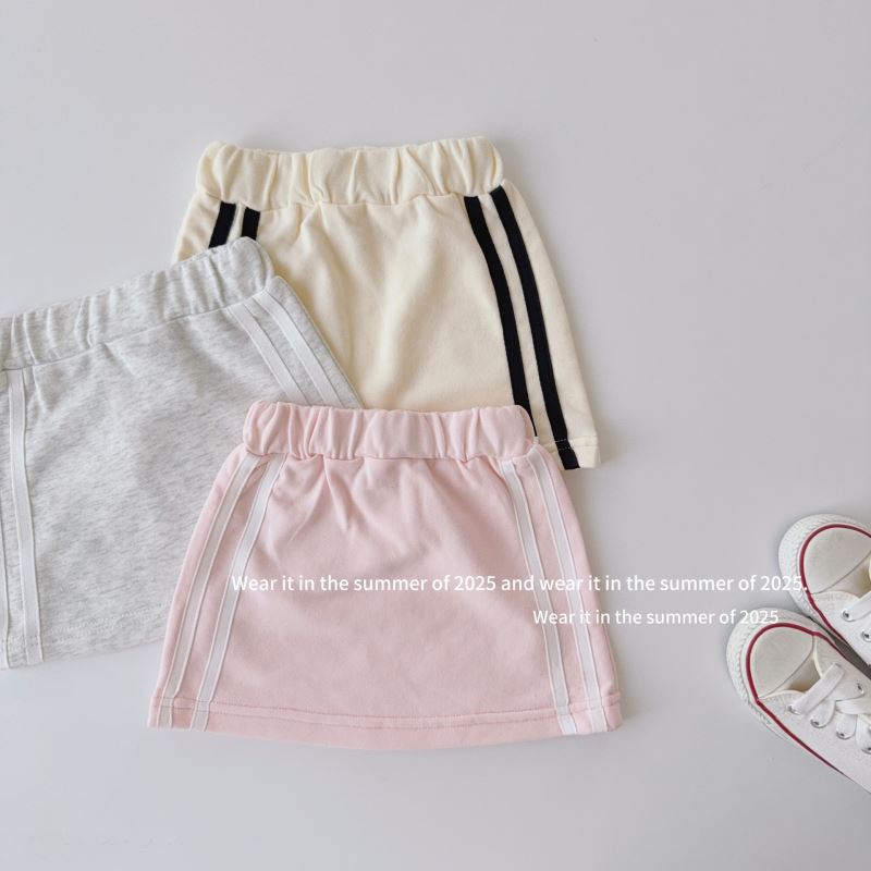2025新品★子供服　スカート★80cm〜140cm 3色