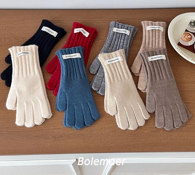 2025秋新品★大人気　キッズ用★子供　手袋★8色