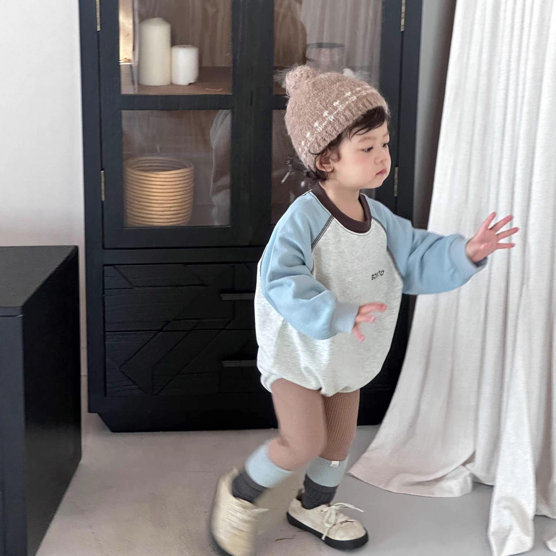 2025新入荷★ベビー服　ロンパース&ズボン★73cm〜110cm 2色