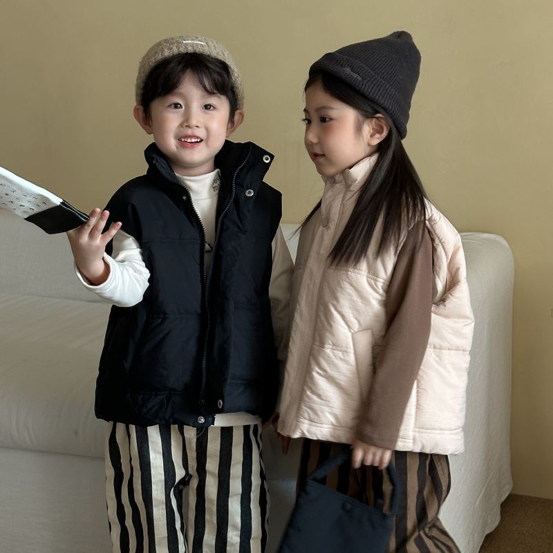 2025冬新品QMM★子供服 　ベストコート★80cm〜150cm 2色
