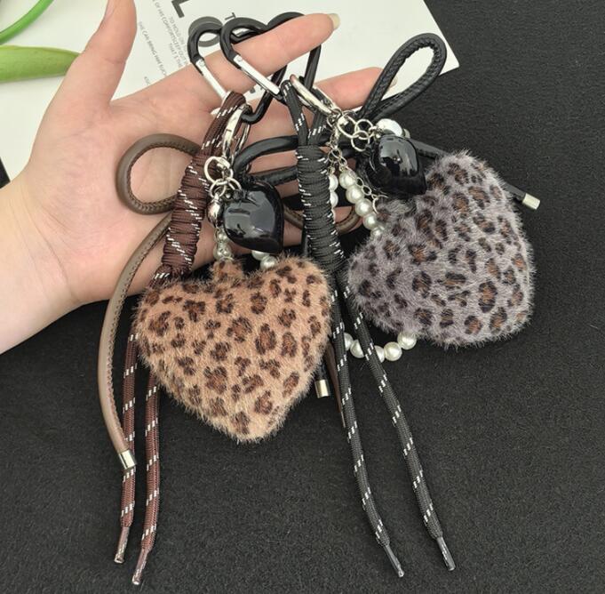 ★キーホルダー　装飾品★ぬいぐるみキーチェーン★バッグチャーム