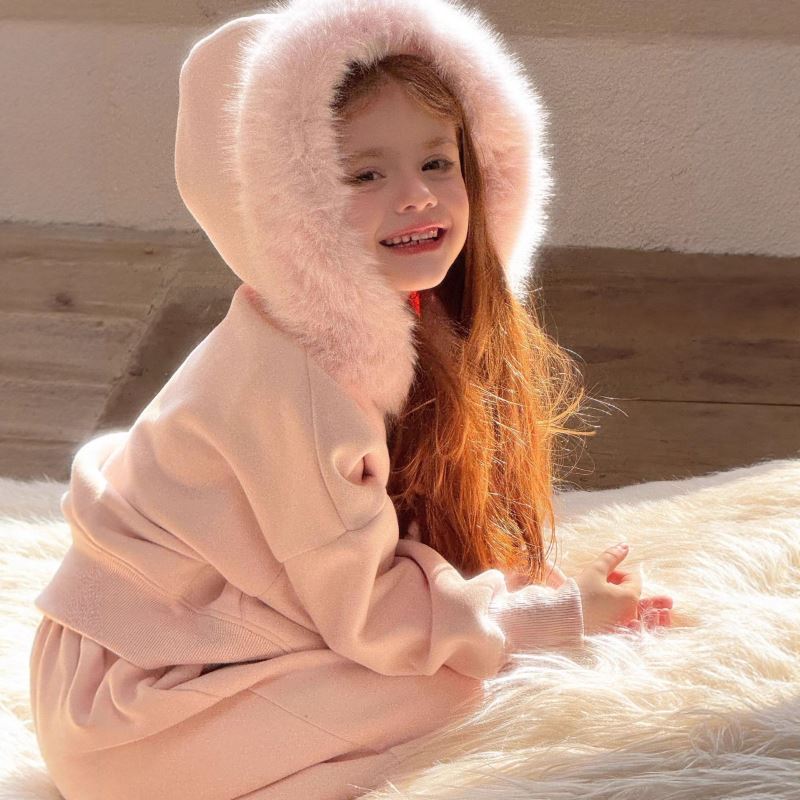 2025冬新品otaly★子供服　セットアップ★90cm〜130cm 3色