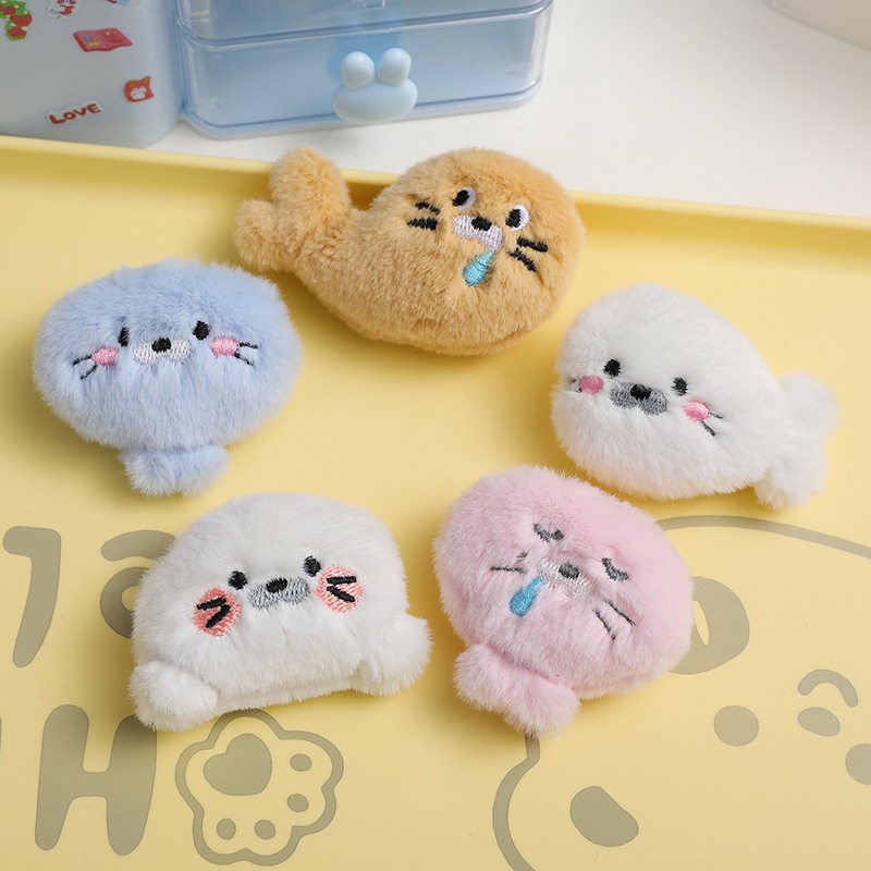 ぬいぐるみブローチ/ 中綿入りアクセサリー/ 子供靴飾り/ 靴下飾り/ 手芸パーツ