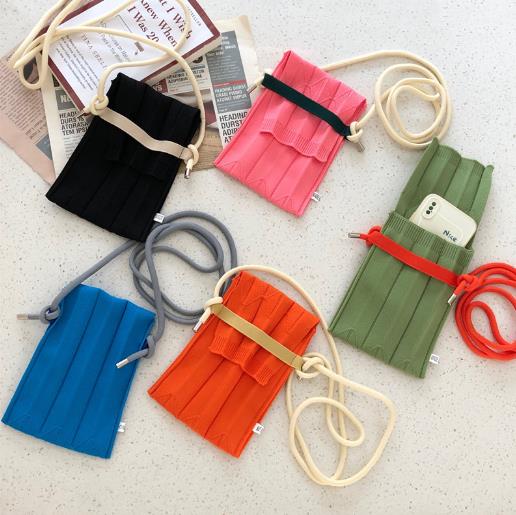 新入荷★ニットバッグ　ショルダーバッグ　斜め掛けバッグ　携帯入れバック★14色
