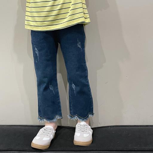 2023春新品★子供服　ボトムス　デニムズボン　90-140cm