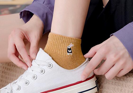 2023新作・韓国風ソックス・可愛い・運動・靴下・ストッキング・多色