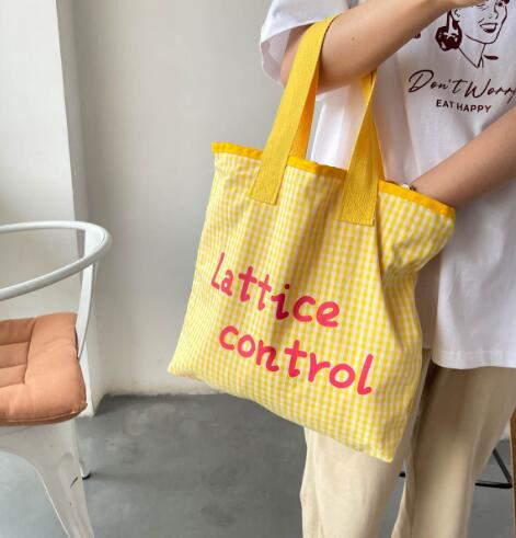 新登場★レディースバッグ　収納袋★3色