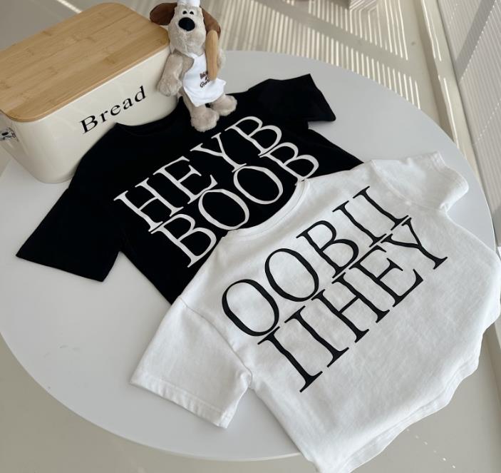 2023夏新品★子供服　トップス　半袖　80-140cm★2色