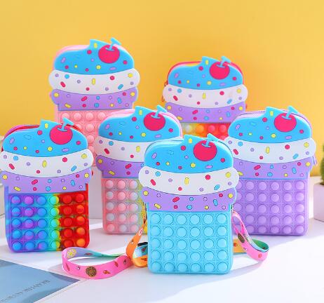 ★子供用バッグ★可愛い★ミニバッグ★収納バッグ★プッシュポップ