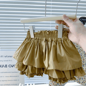 お勧め 春夏新作 子供服 シャツ+ショートスカート 小花柄上着ブラウス パンツ付キュロット フリル 5-13