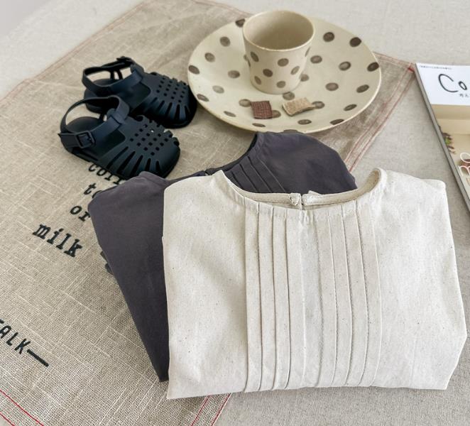 2023夏新品★子供服　トップス　シャツ　80-130cm★2色