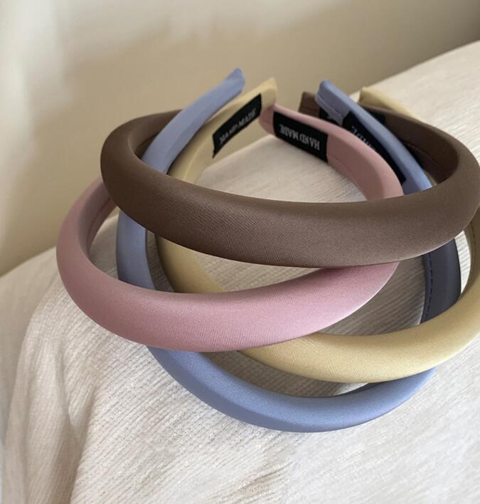 髪飾り★韓国ヘアアクセサリー★カチューシャ★4色