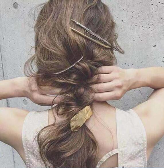 2023★髪飾り★ヘアアクセサリー★ヘアピン★ファッション★コーム