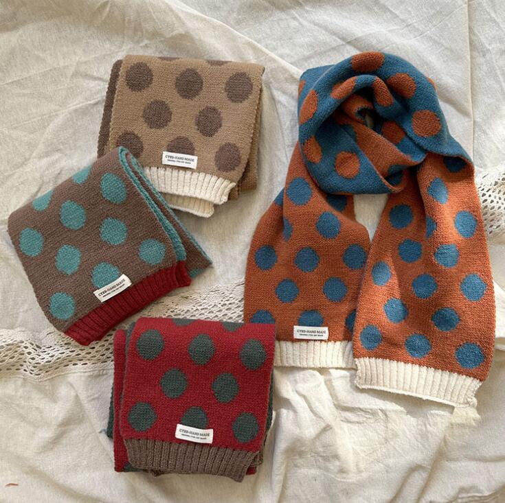 子供用★マフラー★防寒★襟巻き★スカーフ★キッズ★男女兼用★暖かい★水玉★4色