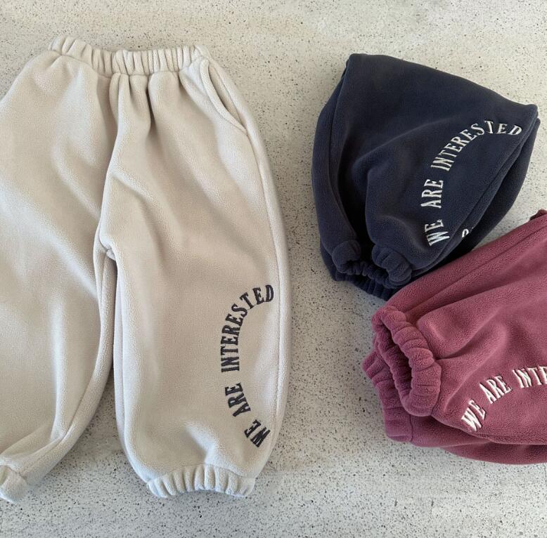 2023冬★子供服　厚手ズボン★90-140cm★3色