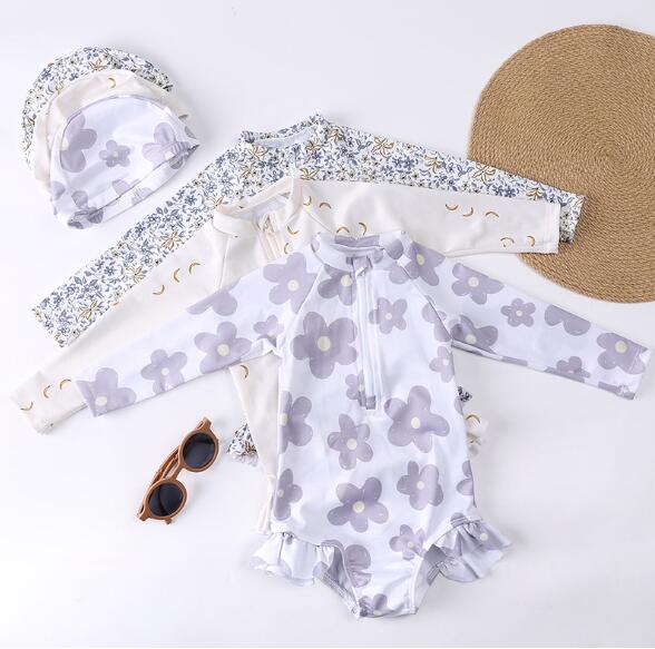 2024新品★子供　水着★連体式水着★長袖　帽子付き★乾き速い★キッズ　女の子★3色80-130CM