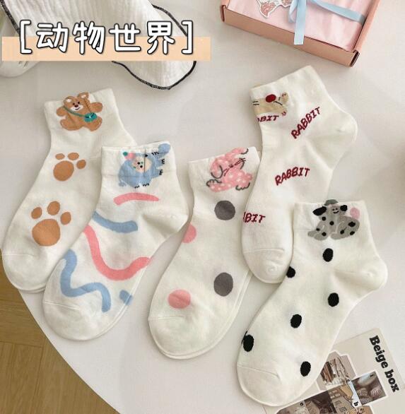 2024新入荷★大人用　靴下&ソックス★5色