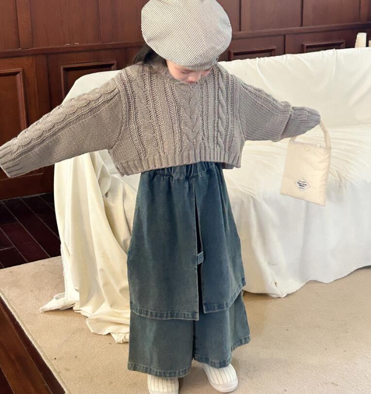 2024年秋新★子供服　セーター★90cm〜140cm 2色