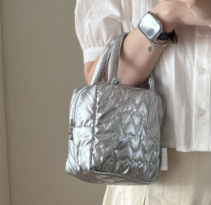 2024新型★ハンドバッグ★収納バッグ★