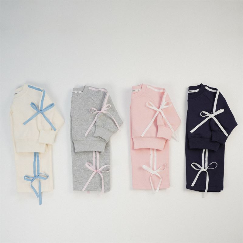 「2024」子供服★トップス+ズボン★セットアップ★韓国風子供服★4色80cm〜130cm