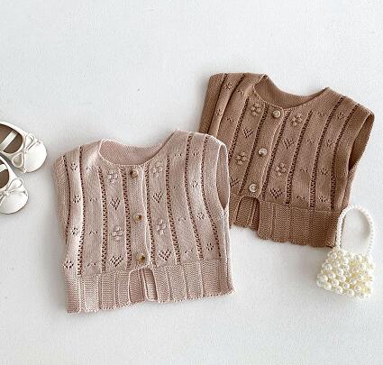 2024新品★子供服 　ニットベストコート★80cm〜130cm 2色