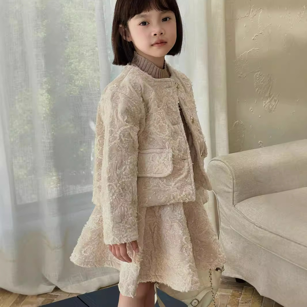 2024秋冬新品★子供服　セットアップ★90cm〜150cm