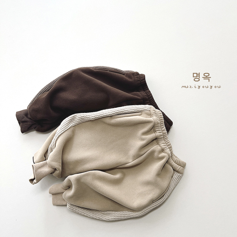 2024秋冬新品★子供服　ズボン  裏起毛★80cm〜130cm 2色