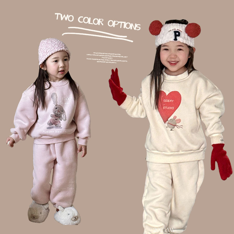 2024秋冬新入荷★子供服　セットアップ★90cm〜130cm 2色