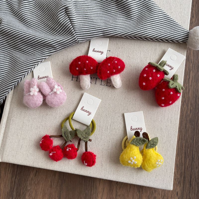 雑貨★子供用髪飾り　ヘアバンド　ヘアゴム★アクセサリー★5色