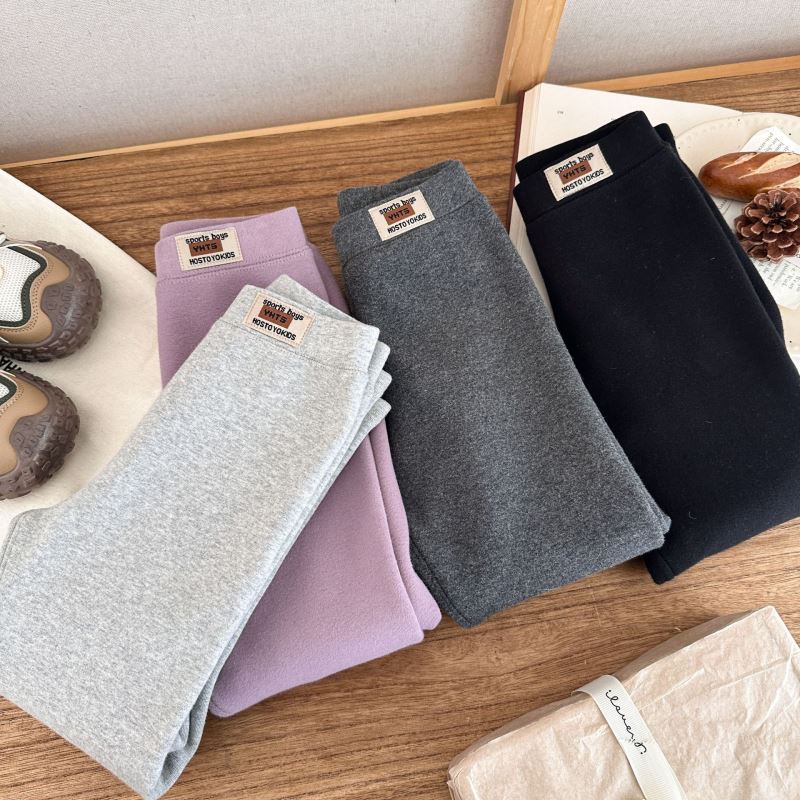 2024新入荷★子供服　ズボン  裏起毛★90cm〜150cm 4色