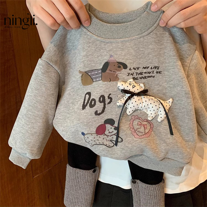 2024新品★子供服　トレーナー　裏起毛★90cm〜140cm 2色