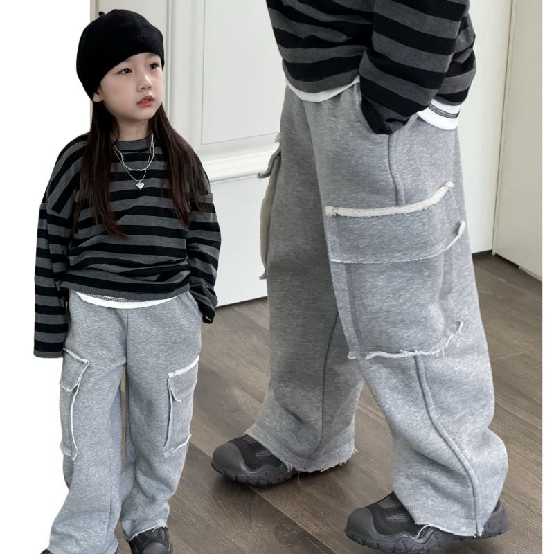 2024新入荷★子供服　ズボン  裏起毛★90cm〜150cm