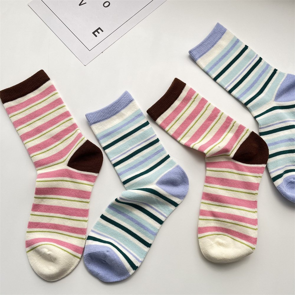 「2025」靴下★レディース★ソックス★大人用★女性用靴下★可愛い★2色