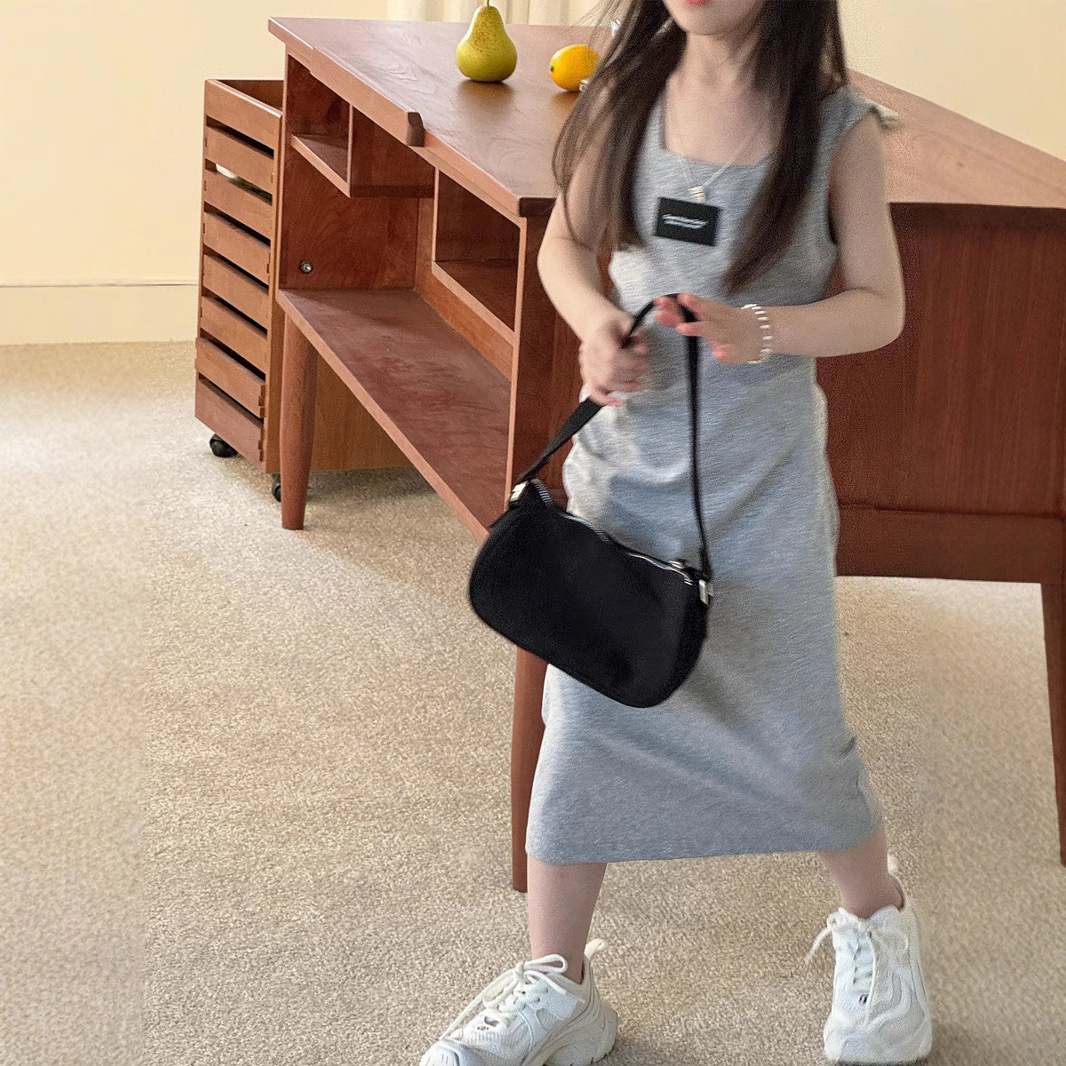 2025夏新作Y★子供服　ワンピース★90cm〜150cm 2色
