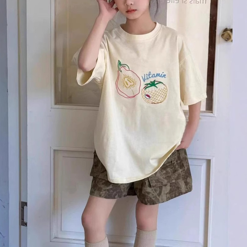 2025新作★子供服　トップス★120cm〜170cm 2色