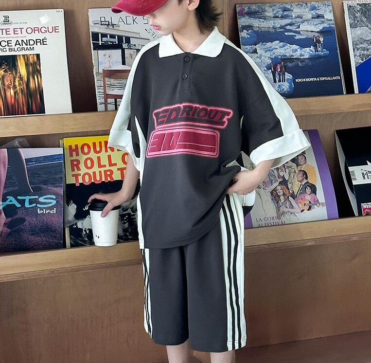2025新品★子供服　セットアップ★120cm〜170cm 2色