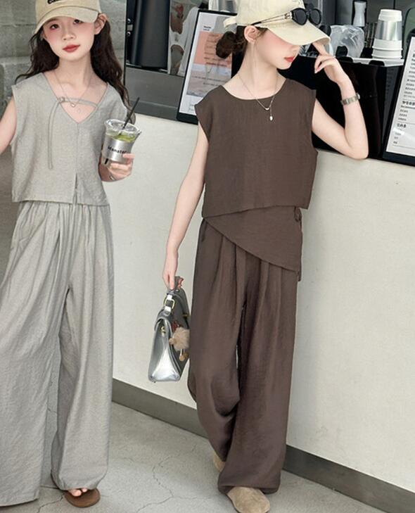 2025新品★子供服　セットアップ★120cm〜170cm 2色