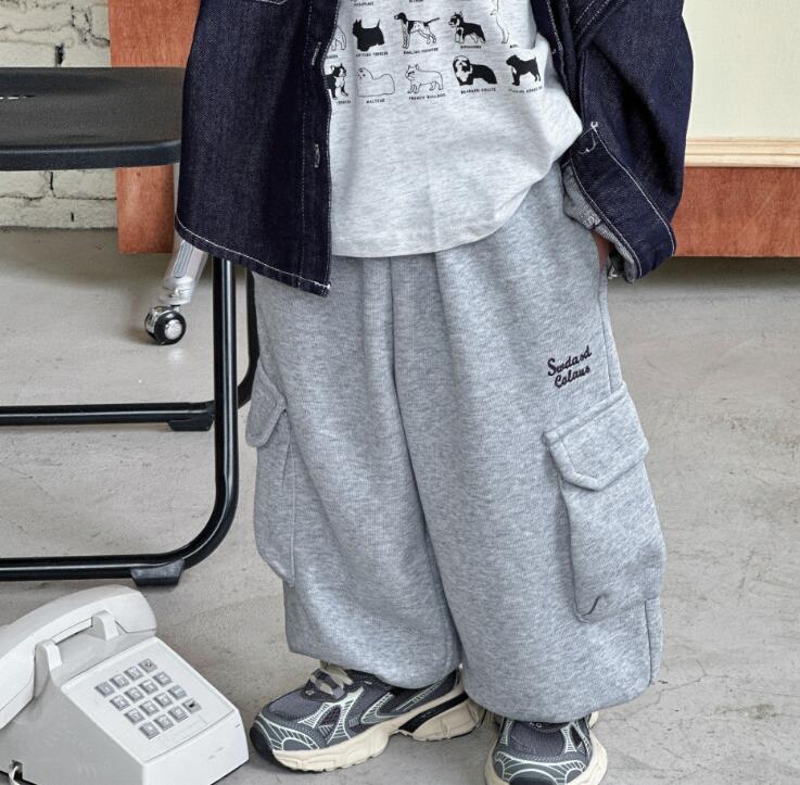 2025秋新入荷★子供服　ズボン★90cm〜150cm