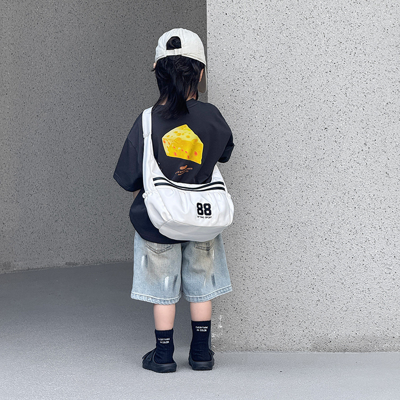 2025★肩掛け鞄★ショルダーバッグ★ 4色