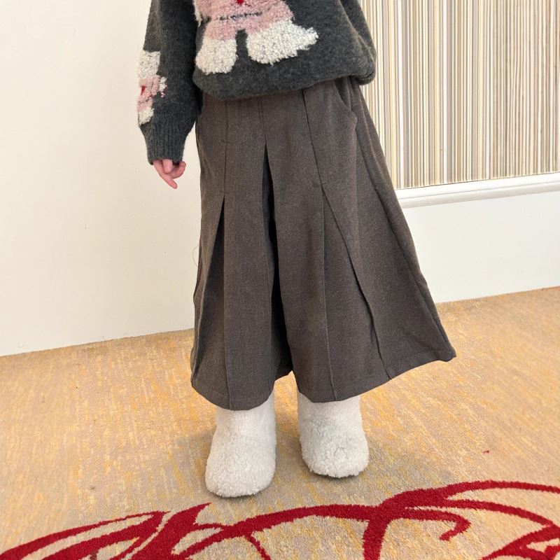 2025冬新作TT★子供服　ズボン★90cm〜150cm 2色