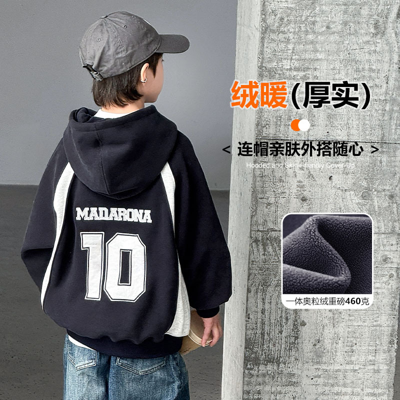 2025冬新品★子供服　パーカー　裏起毛★120cm〜170cm